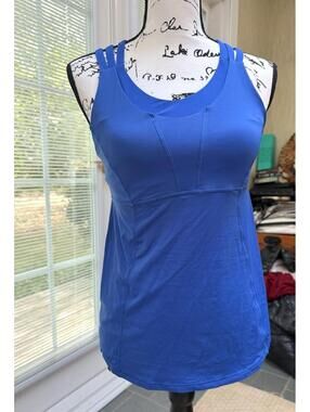Lulu Lemon Cobalt Blue Tank With Built-In Bra. Size 6. EUC